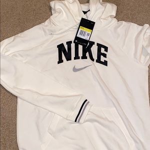 Nike women’s hoodie